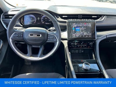 2023 Jeep Grand Cherokee L Laredo 4x4