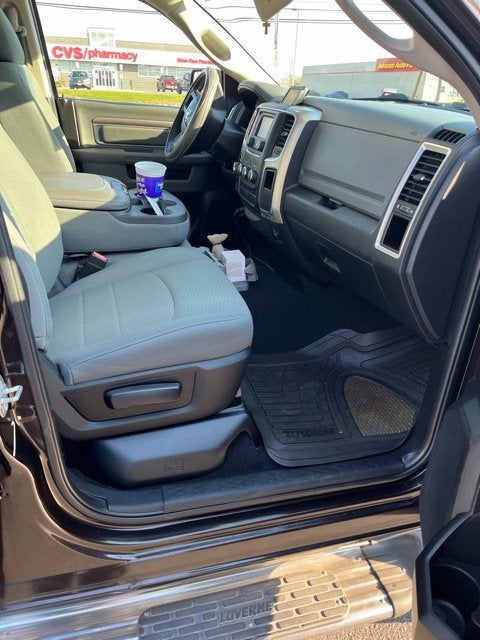 2017 RAM 1500 SLT