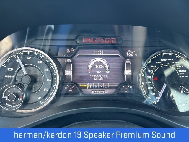 2022 RAM 1500 Laramie Crew Cab 4x4 5'7" Box