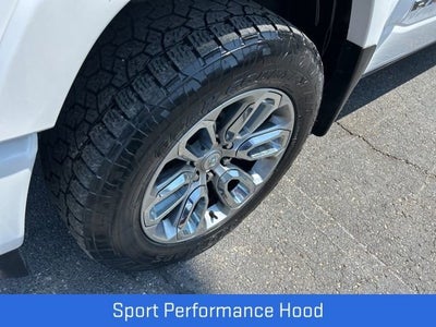 2022 RAM 1500 Laramie Crew Cab 4x4 5'7" Box