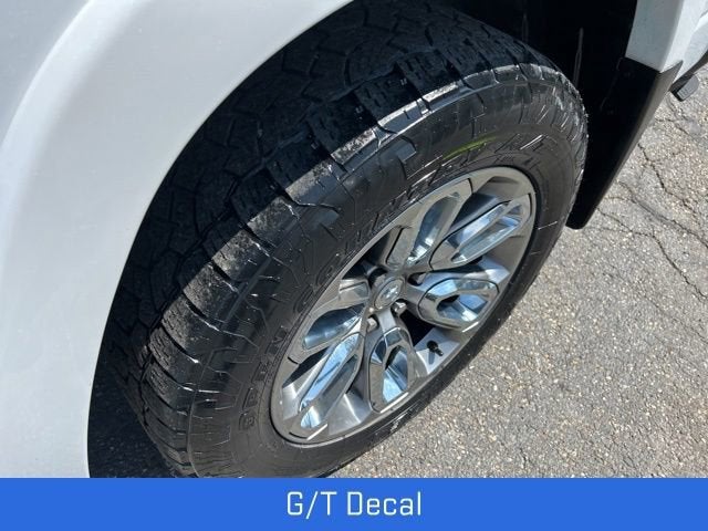 2022 RAM 1500 Laramie Crew Cab 4x4 5'7" Box