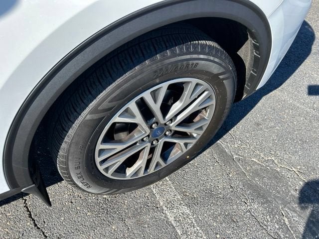 2021 Ford Escape SEL