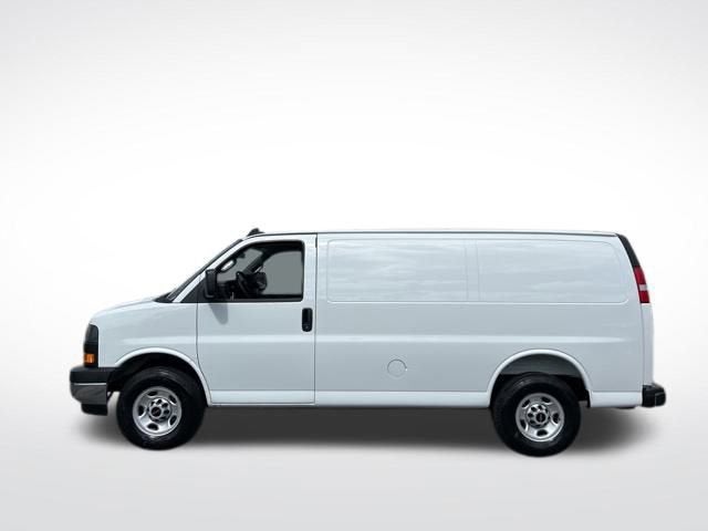 2025 GMC Savana Cargo Work Van