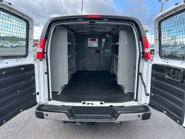 2025 GMC Savana Cargo Work Van