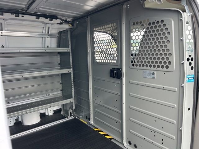 2025 GMC Savana Cargo Work Van