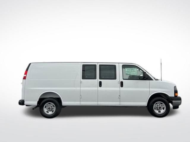 2025 GMC Savana Cargo Work Van