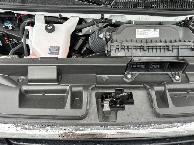 2025 GMC Savana Cargo Work Van