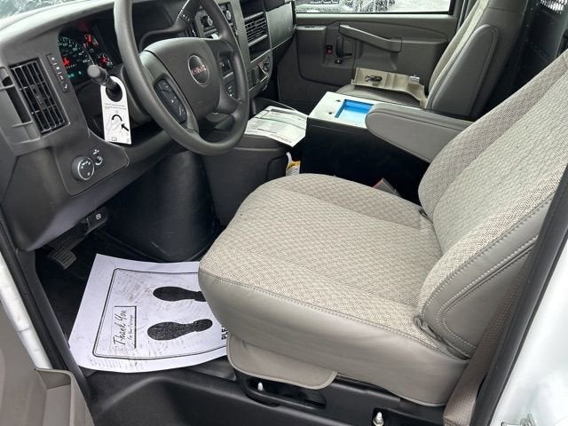 2025 GMC Savana Cargo Work Van