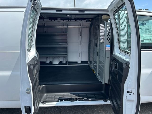 2025 GMC Savana Cargo Work Van
