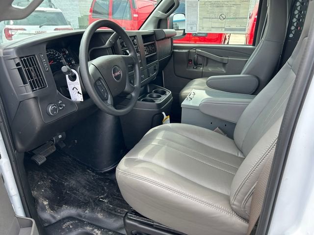 2025 GMC Savana Cargo Work Van
