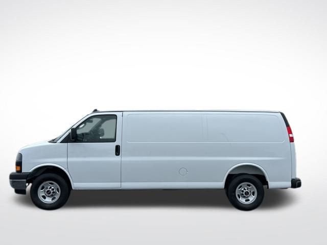 2025 GMC Savana Cargo Work Van