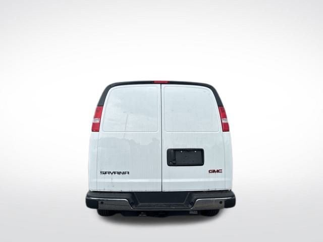 2025 GMC Savana Cargo Work Van