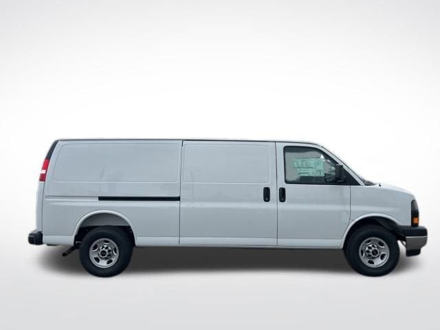 2025 GMC Savana Cargo Work Van