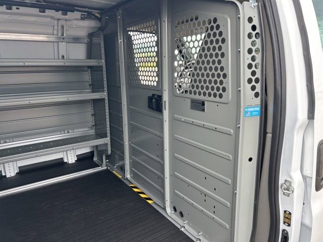 2025 GMC Savana Cargo Work Van