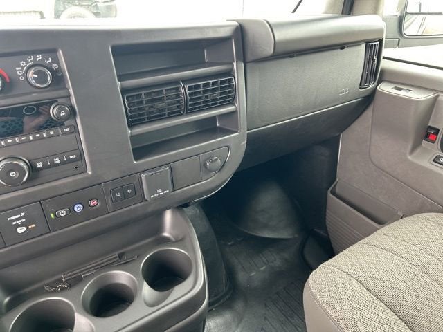 2025 GMC Savana Cargo Work Van