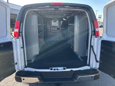 2025 GMC Savana Cargo Work Van