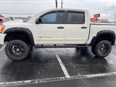 2012 Nissan Titan SV