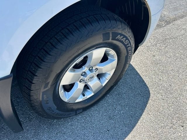 2012 Nissan Frontier SV