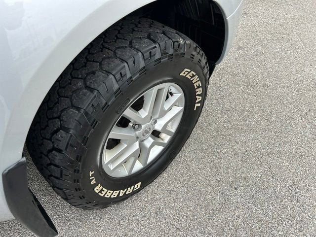 2016 Nissan Frontier SV