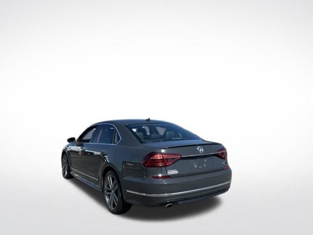 2017 Volkswagen Passat 1.8T R-Line