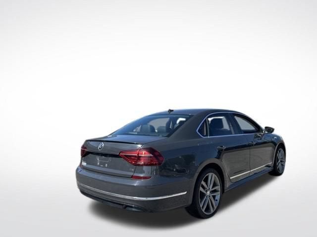 2017 Volkswagen Passat 1.8T R-Line