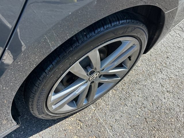 2017 Volkswagen Passat 1.8T R-Line
