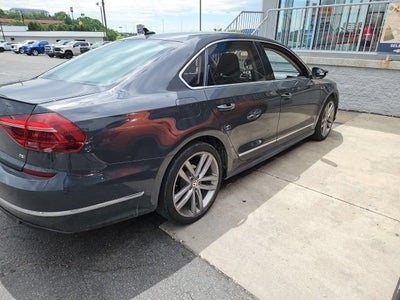 2017 Volkswagen Passat 1.8T R-Line