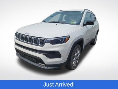 2023 Jeep Compass Latitude Lux FWD
