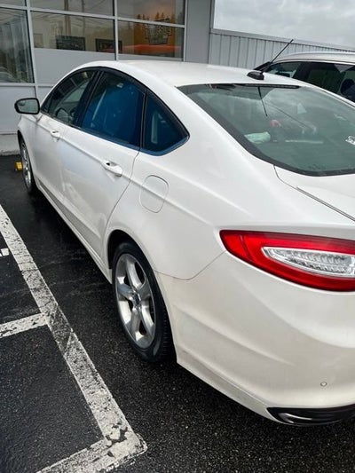2016 Ford Fusion SE