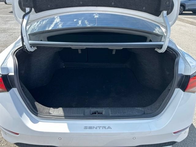 2022 Nissan Sentra SV Xtronic CVT