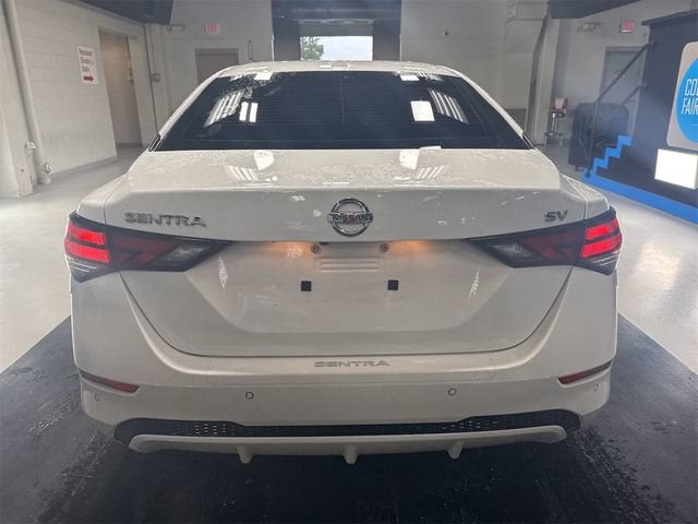 2022 Nissan Sentra SV Xtronic CVT