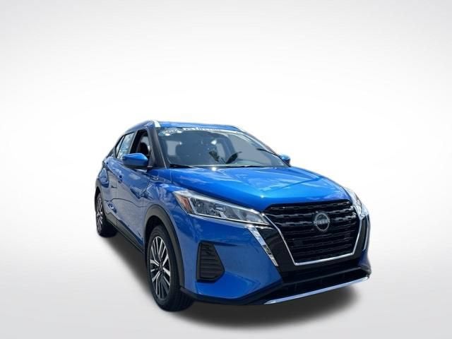 2022 Nissan Kicks SV Xtronic CVT
