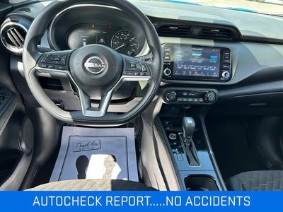 2022 Nissan Kicks SV Xtronic CVT