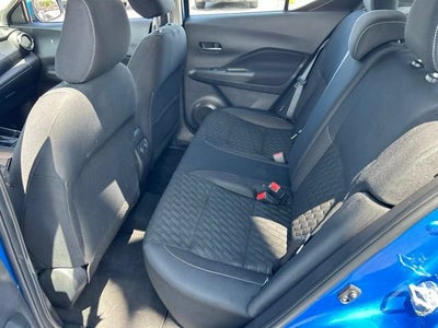 2022 Nissan Kicks SV Xtronic CVT