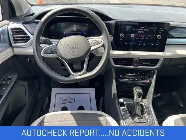 2025 Volkswagen Taos SE