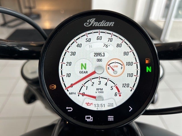 2023 Indian Chief Bobber Dark Horse (ABS) Base