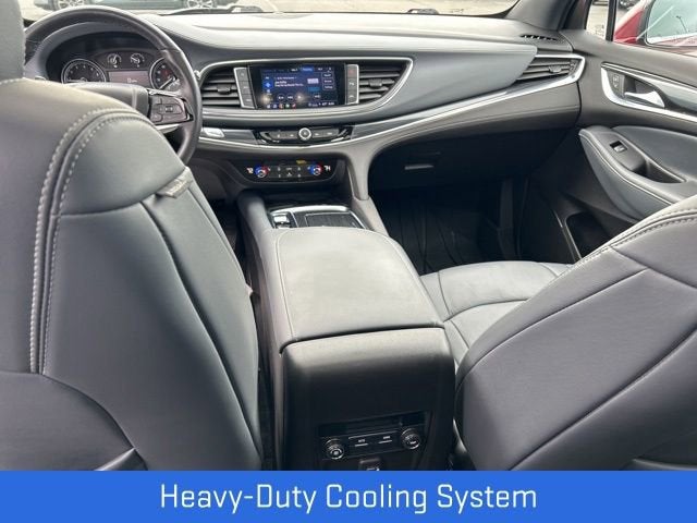 2022 Buick Enclave Essence