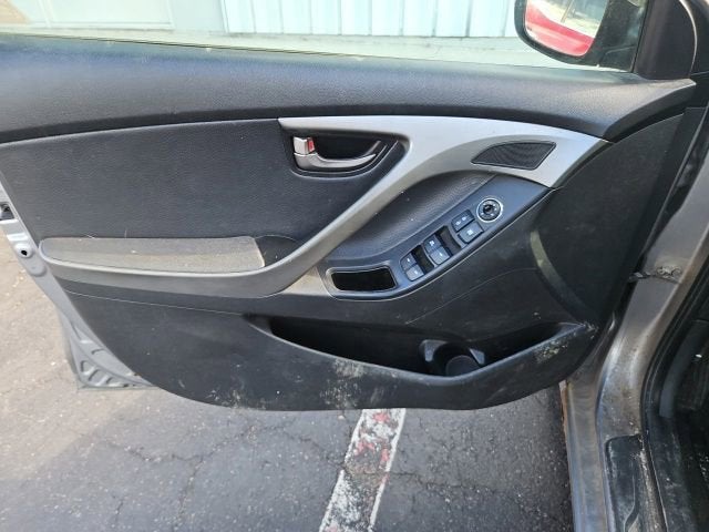 2012 Hyundai Elantra Limited (Ulsan Plant)